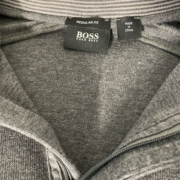 Hugo Boss lightweight grey sweater - Picture 2 of 4